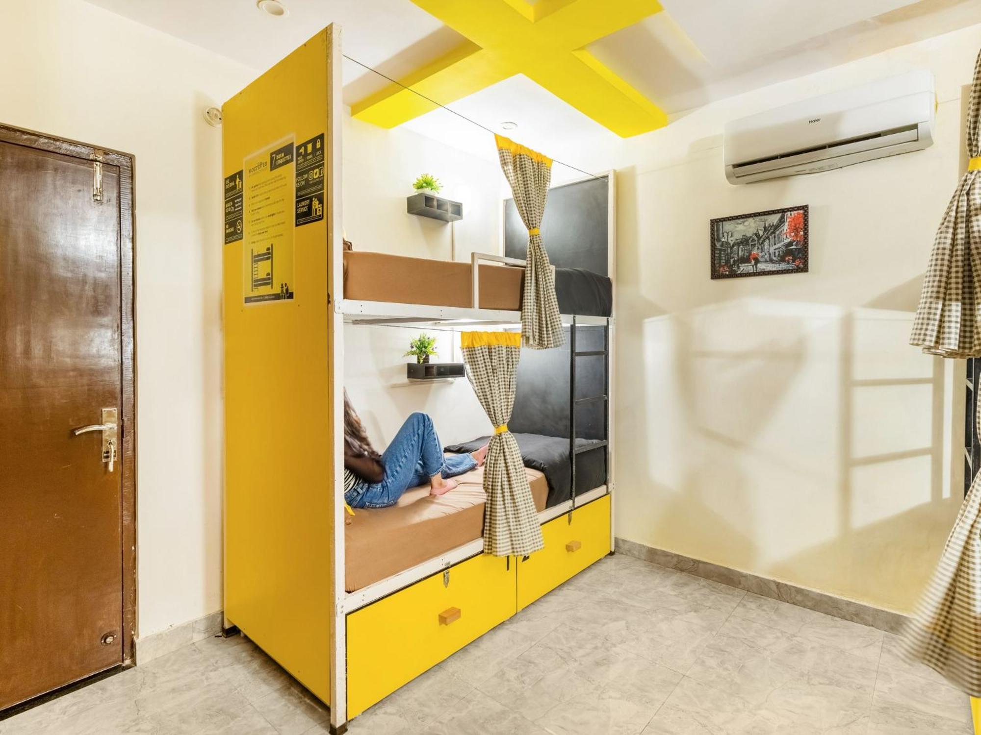 The Hosteller Agra Agra  Room photo