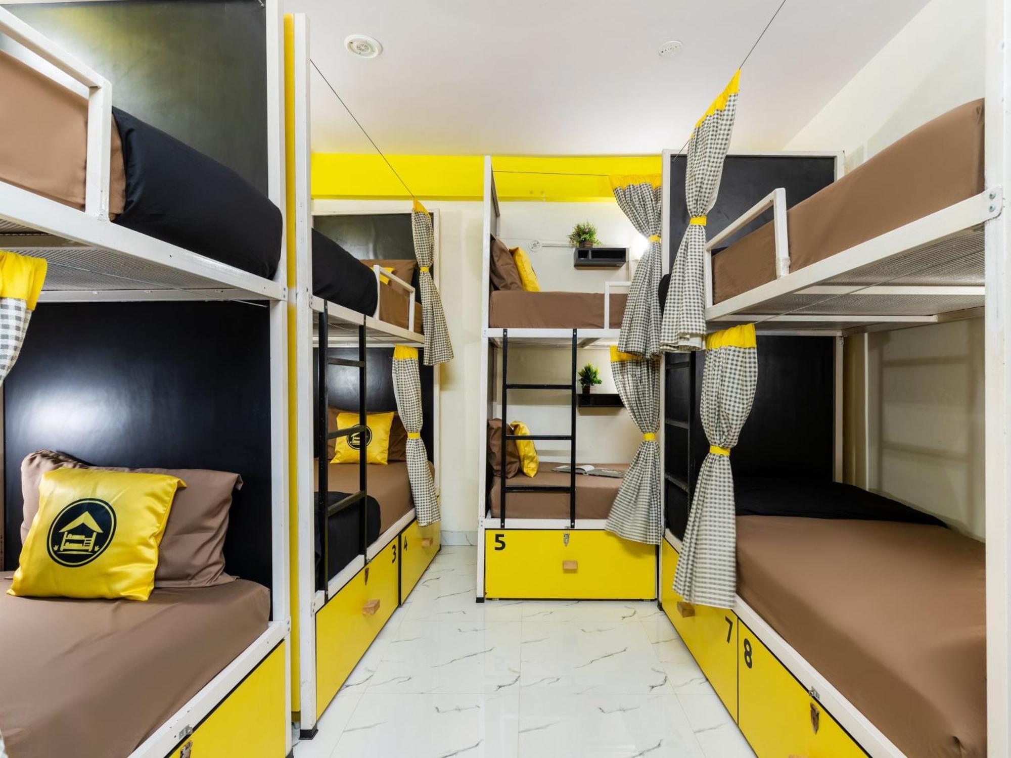 The Hosteller Agra Agra  Room photo
